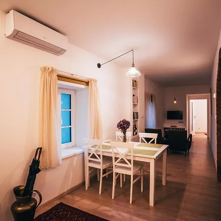 Latron 98 Apartment Cesky Krumlov