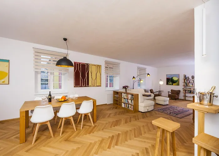 Latron 98 Apartamento *
