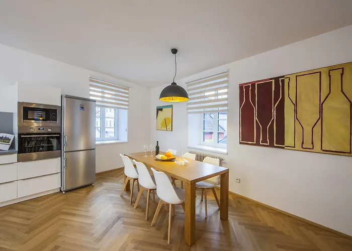 Apartamento Latron 98
