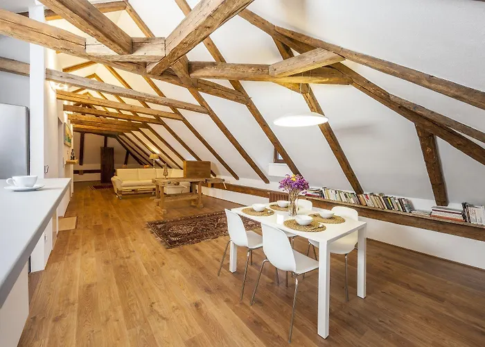 Apartamento Latron 98