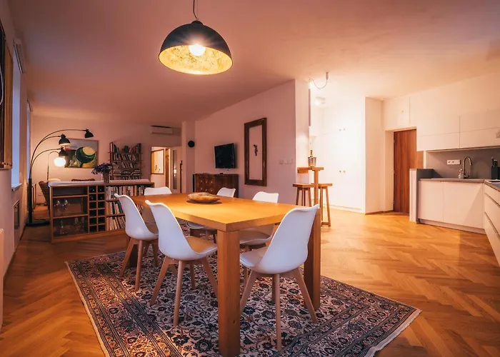 Apartamento Latron 98