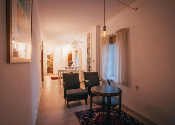 Apartamento Latron 98